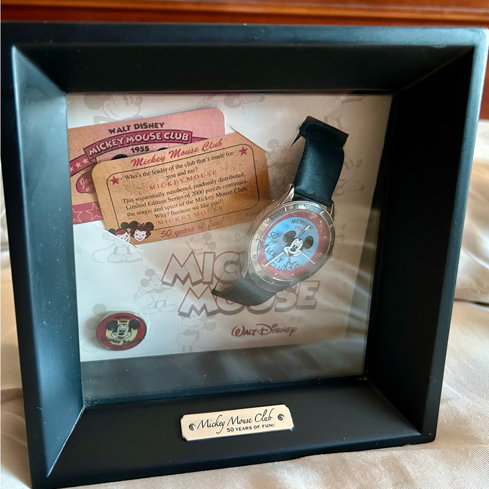 Disney Mickey Mouse Club 1955, 50 years of Fun & Pin Box.